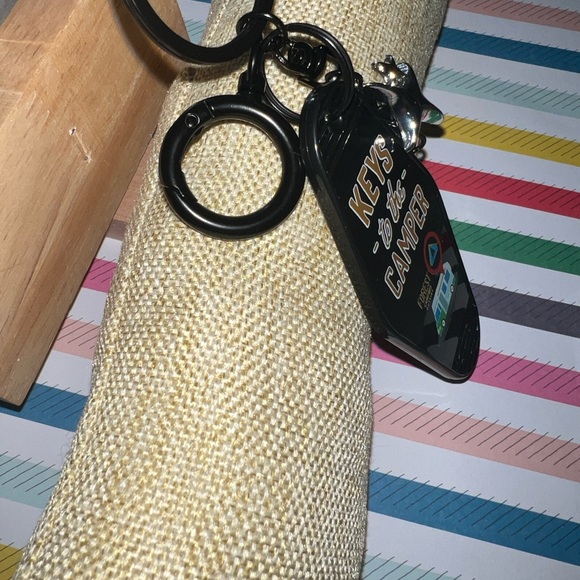 NWOT - Handmade Keychain - Black/Black "Keys to the Camper!"  *** 2 for $20!!! - Picture 5 of 5